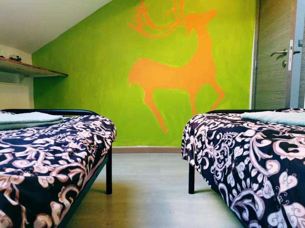 Cozy Rooms With Share The Bathroom And Kitchen Bruxelas Exterior foto